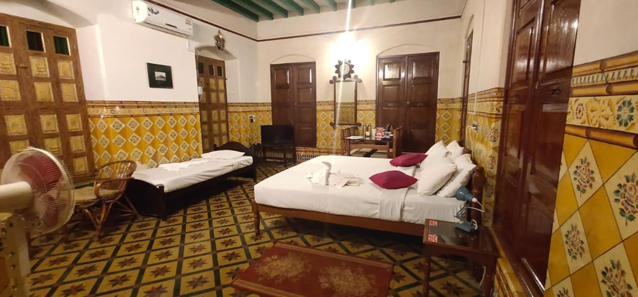 Chettinadu Mansion - An Authentic Heritage Palace Kanadukattan Ngoại thất bức ảnh